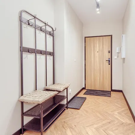 Modern Business - Balcony, Parking - By Rentujemy Apartment *